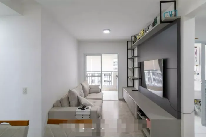 APTO MOBILIADO, C/ 02 DORMS. 01 SUÍTE, 63m², 01 VAGA LIVRE, NA GUILHERMINA. R$ 730.000,00.