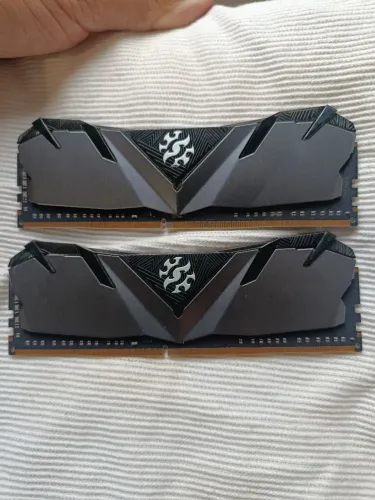 Memória Xpg Gammix D30 2x16<br>16 gb 3200mhz Ddr4 Ax4u320038g16a<br>16 gb 3200mhz Ddr4 Ax4u3