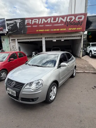 Volkswagen Polo Sed. Comfort. 1.6 MI Tot. Flex 8V 2011