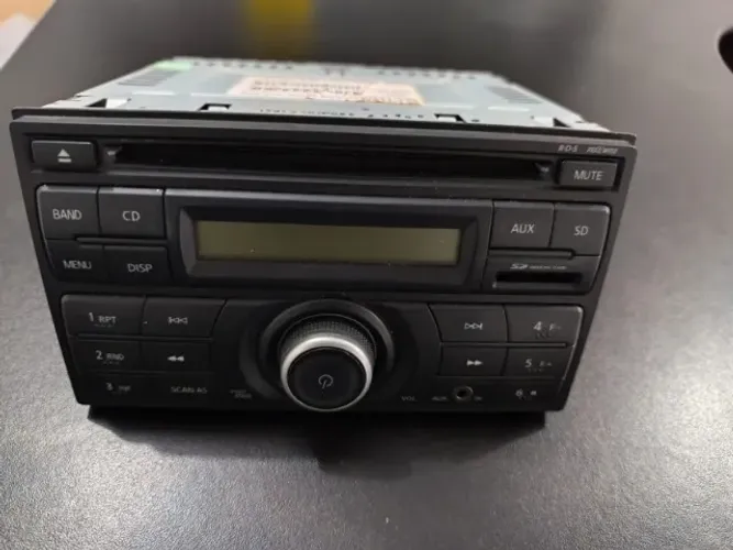 Radio Original Nissan Livina
