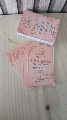 Tag e cartão de agradecimento