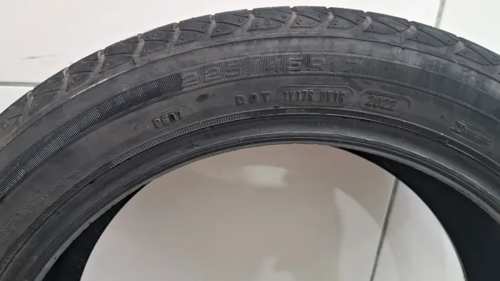 PNEUS ARO 17 225/45, EM CONDIÇÕES DE USO