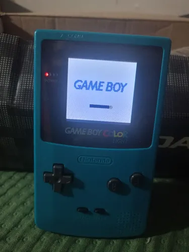 Game boy color com tela IPS
