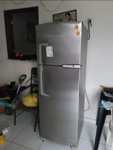 Vendo ou troco Geladeira brastemp dúplex 