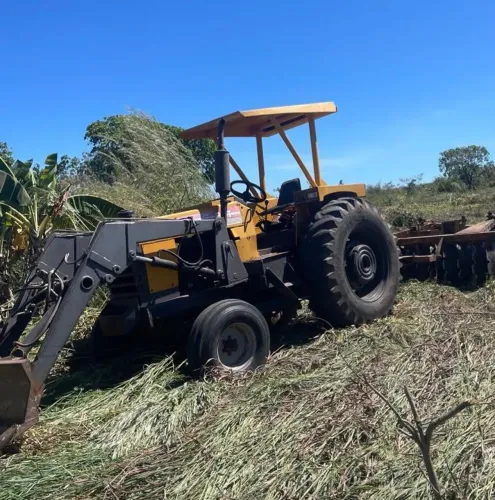 Trator Cbt 8440