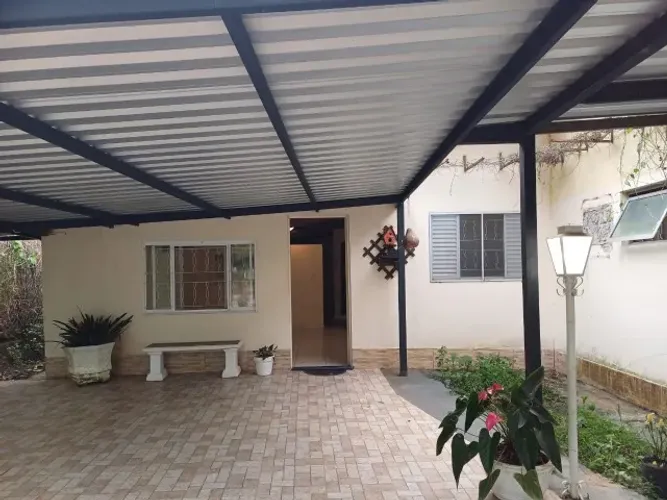 Casa ampla e saudável em Lorena, com Quarto e Escritório, em Vila Rural, próxima ao Shopp