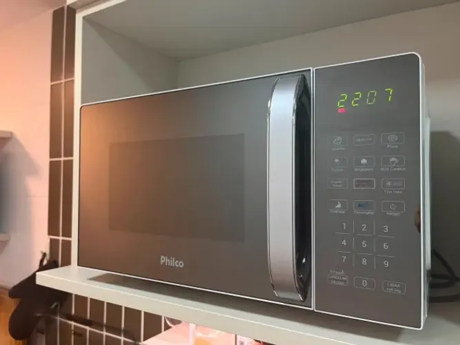 Micro-ondas Philco 20L Espelhado 127V
