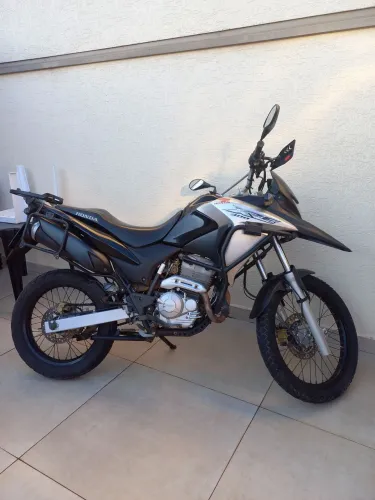 Vendo Honda xre 300 ano 2017