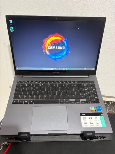 Notebook Samsung Book Core i5 11° Geração 