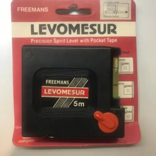   Trena de aço 5M c/ nivel e trava 