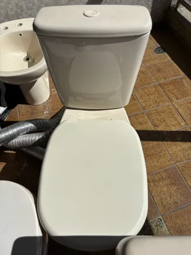 Vaso sanitário com caixa acoplada