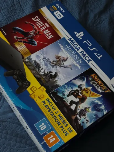 PS4 1TB NA CAIXA