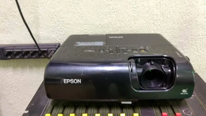 Projetor Epson S12