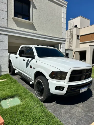 Ram 2500 Laramie 6.7 TDI CD 4X4 Diesel 2012