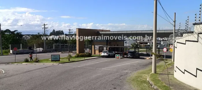 Vendo terreno de 250 m2 no Condomínio Residencial Malibu em Caçapava SP.
