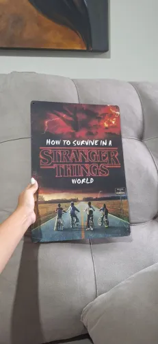 Placa decorativa madeira stranger things