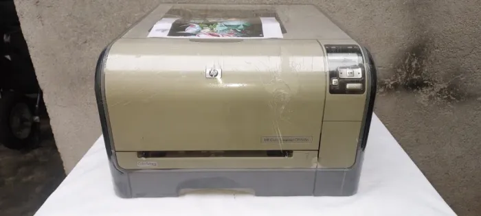 IMPRESSORA HP COLOR LASERJET CP1515