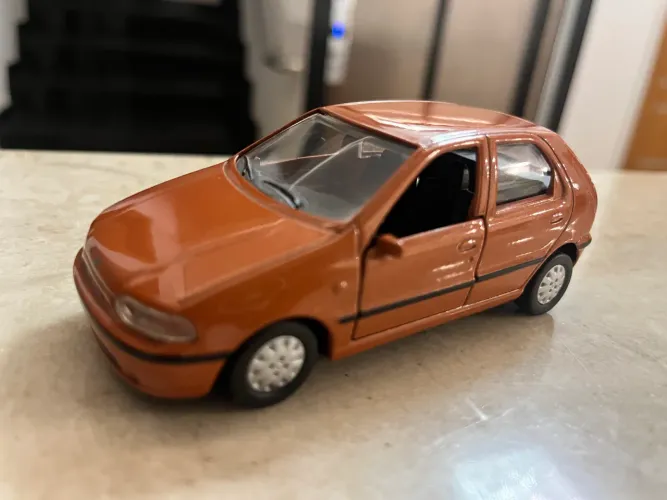 Miniatura de metal palio