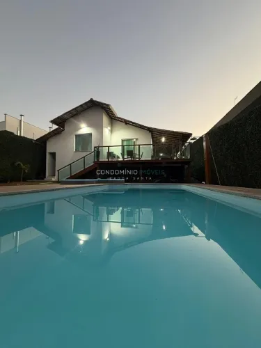Casa à Venda no Condomínio Veredas da Lagoa | 3 Quartos, Piscina e Varanda Gourmet