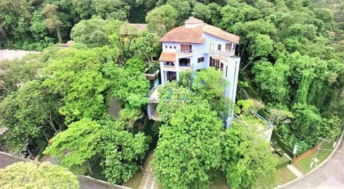Casa com 5 dormitórios à venda, 921 m² por R$ 1.790.000,00 - Forest Hills - Jandira/SP