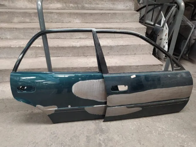 Porta Corolla 1998 1999 2000 2001