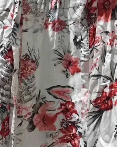 Blusa social branca florida