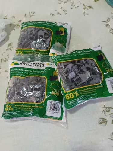 3 pcts com 300 Nivelador piso 5 mm