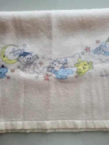 Cobertor Infantil Bebê - Nuvens e Estrelas