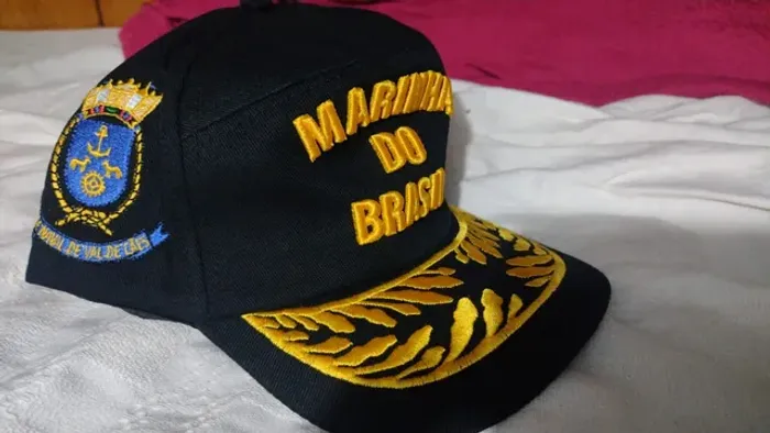 Boné chapel Marinha Do Brasil preto com nome bordado dourado