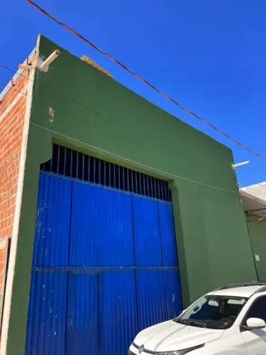 ALUGO GALPÃO NO MAINA COM 300 M2