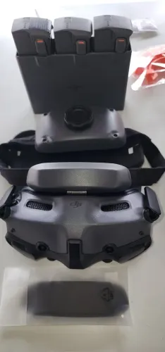 DJI AVATA 2 COMBO COM 3 BATERIAS NOVÍSSIMO 