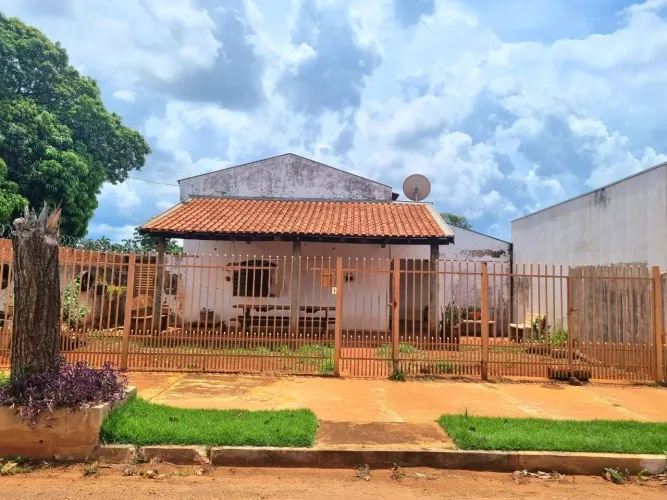 Baixou!! Excelente Imovel com terreno amplo no bairro Nova Campo Grande! R$ 415 Mil