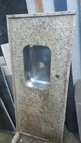 Bancada de cozinha em granito