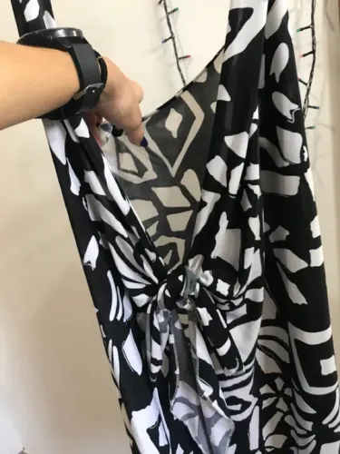 Saída de praia versátil (vira saia e vestido)