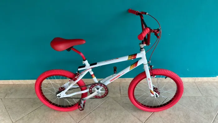 Réplica Caloi Cross freestyle aro 20