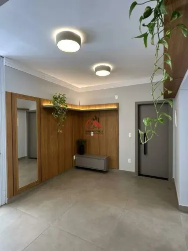 Apartamento com 2 Quartos, Suíte e Planejados Santa Maria