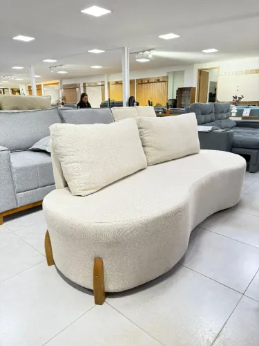 Sofá Curvado Elegante com 2 Lugares