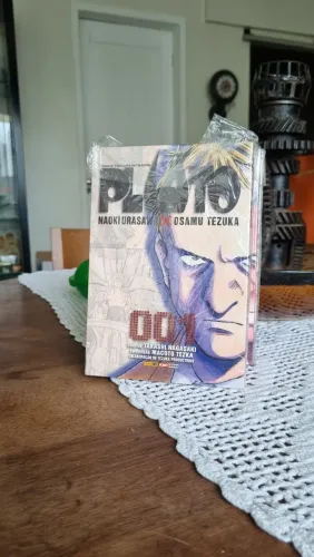 Mangá Pluto completo -  aceito trocas por cards pokemon