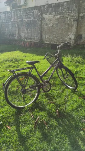 Bicicleta Houston aro 26 - adulto com cesto e assento