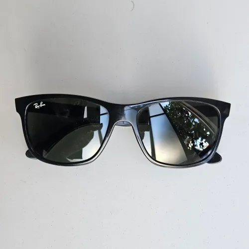 Óculos de sol Ray-Ban Justin RB 4181
