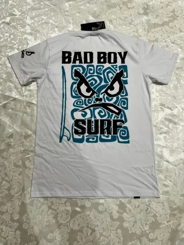 Camisetas bad boy para o ano novo