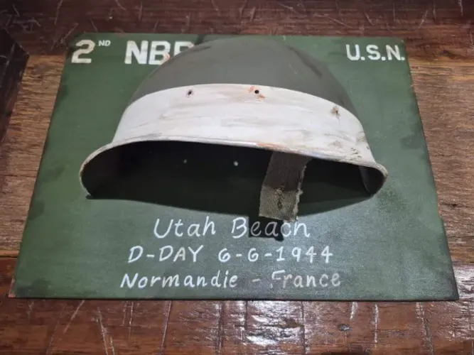 Quadro decorativo capacete americano 2 NBB U.S.N Segunda Guerra Mundial