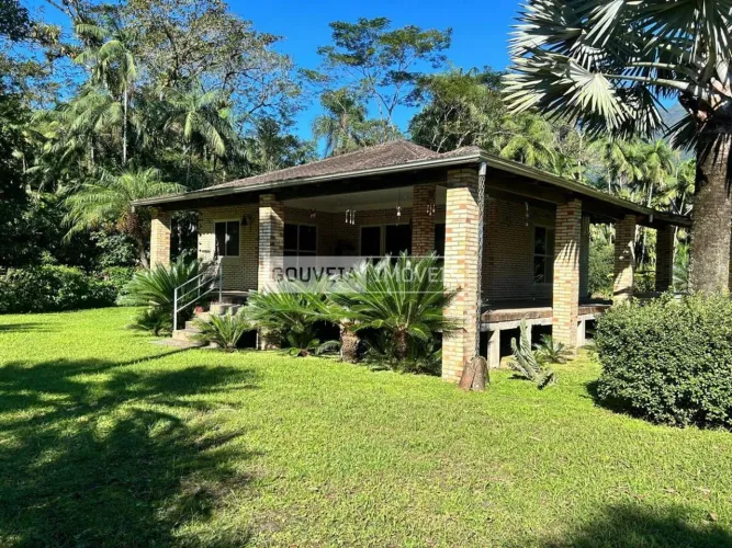 Chácara 2 Dormitórios, 2 Suítes, 3.425 m², à venda por R$ 780.000,00 - Porto de Cima - Mor