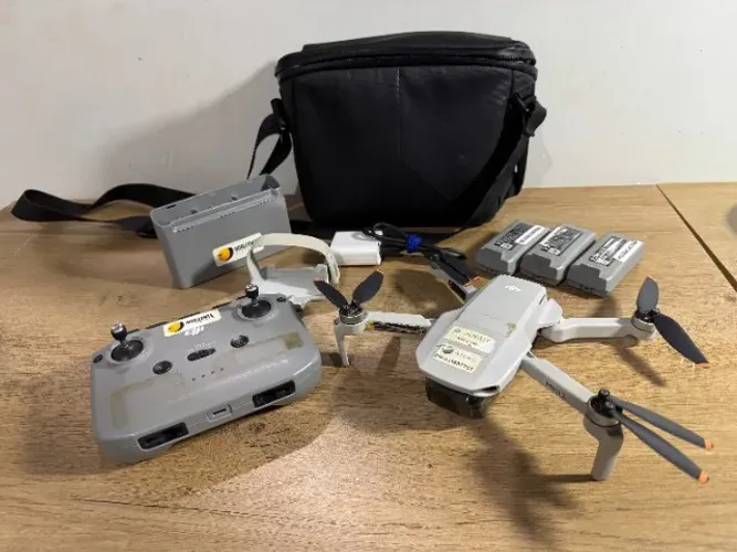 Drone DJI mini2 combo fly more controle e 03 baterias