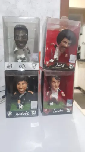 Bonecos Jogadores de Futebol - Pelé, Jr, Leandro e Juninho
