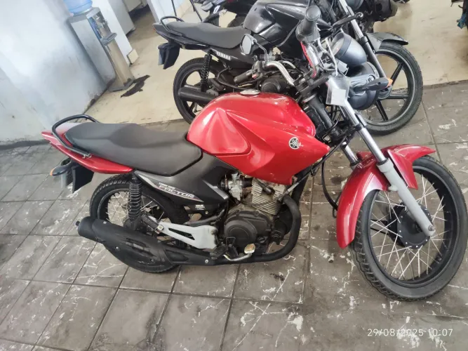 YAMAHA FACTOR 125 VERMELHA 2012 SHALON MOTOS