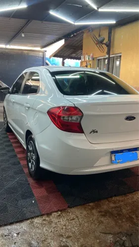 Ford KA+ Sedan 1.5 16V Flex 4P 2017