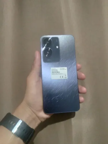 Vendo Note 60 256 gb 8 de ram, valor negociável. Troco em celular de menor valor.