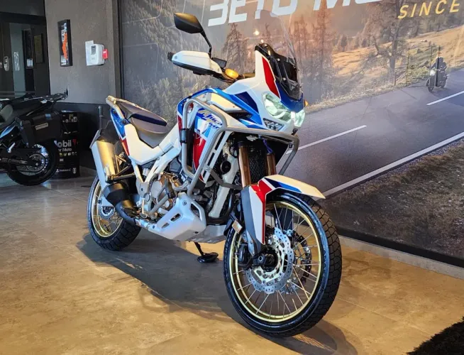 AFRICA TWIN 1100 ADV SPORTS
