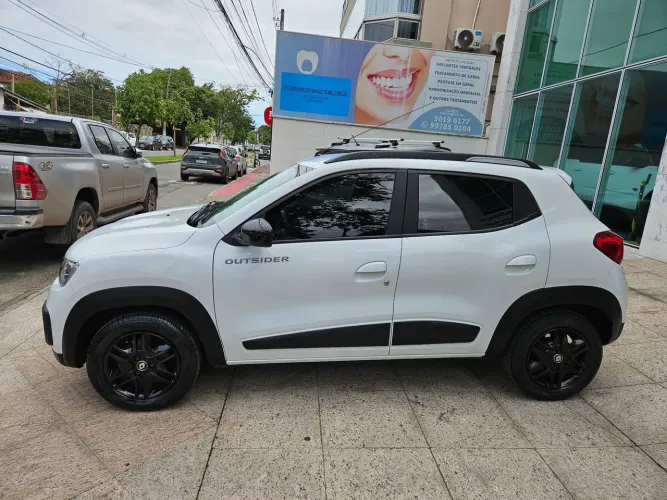 Kwid Outsider mod. 2020 Completo / Motor 1.0 Flex 12 Válvulas / Único Dono / Super Novo